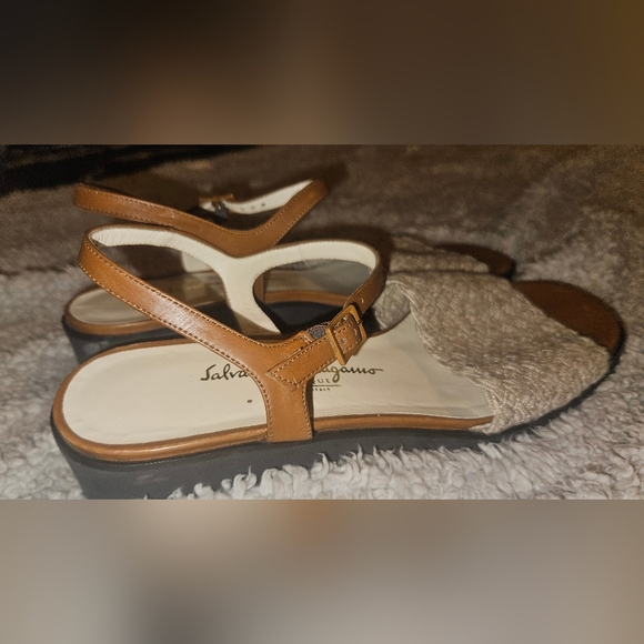 Salvatore Ferragamo Sandals Canvas Open Toe Flats Slingbacks sz 9 2A Narrow AA - Picture 7 of 11